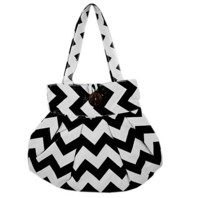 180588-BLACK/WHITE CHEVRON DESIGN BAG W/BUTTON